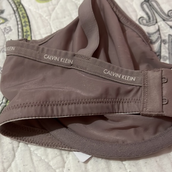NWT Calvin Klein Mesh Bra - Picture 5 of 5